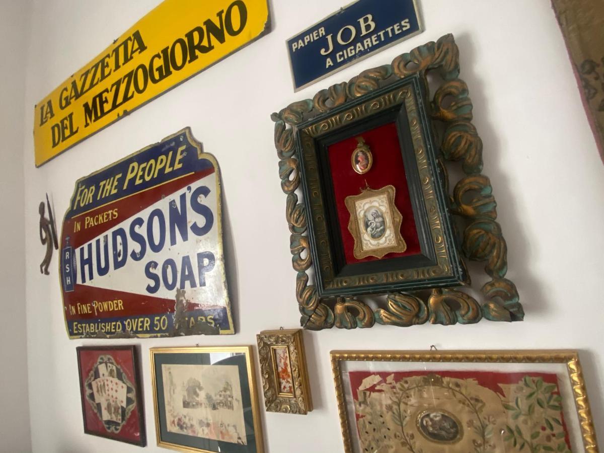 Bric A Brac Eclectic Rooms Uggiano La Chiesa Luaran gambar