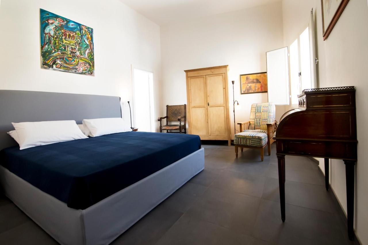 Bric A Brac Eclectic Rooms Uggiano La Chiesa Luaran gambar