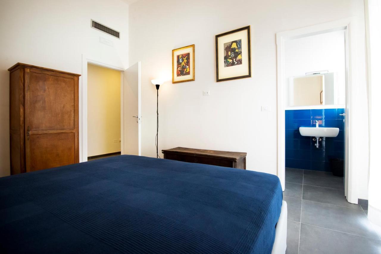 Bric A Brac Eclectic Rooms Uggiano La Chiesa Luaran gambar