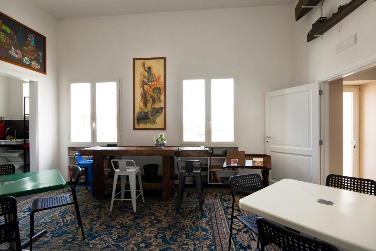 Bric A Brac Eclectic Rooms Uggiano La Chiesa Luaran gambar